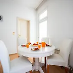 Apartmán Bright And Modern 1bdr In The Center *