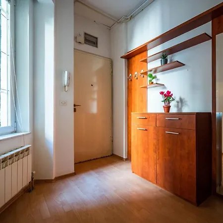 Bright And Modern 1bdr In The Center * Sarajevo